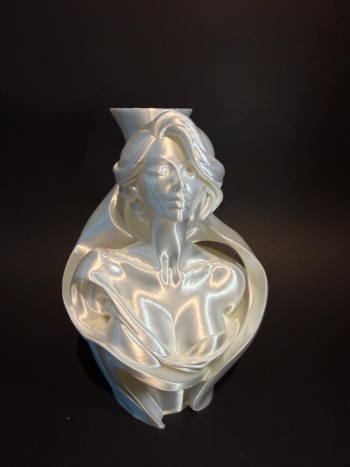 Freya — Vază Sculptură