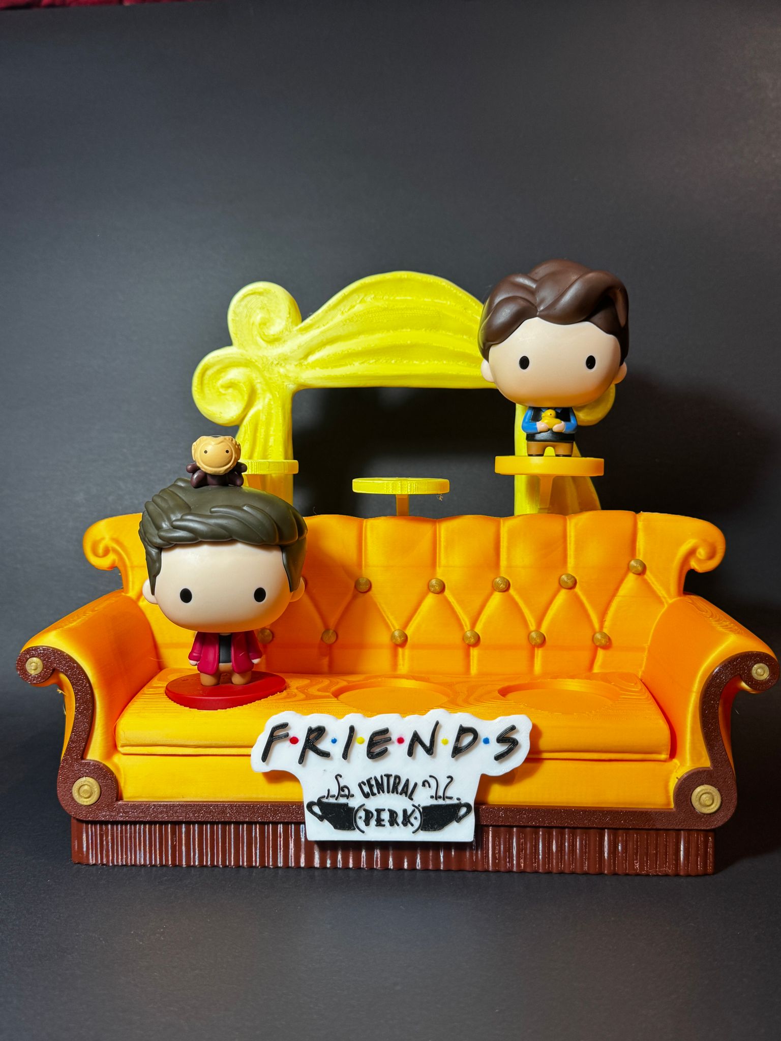 Canapea Friends pentru colectia McDonald's