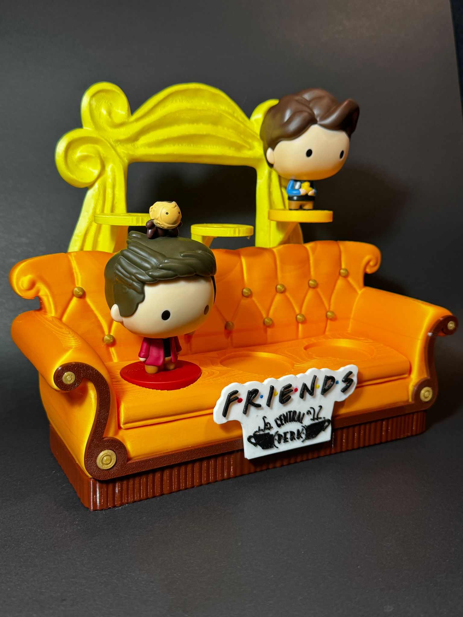 Canapea Friends pentru colectia McDonald's